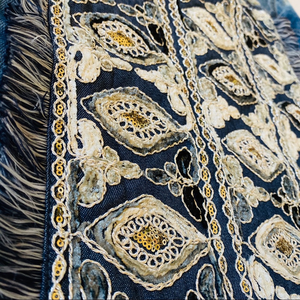 Bohemian Oversized frayed Denim Jacket - Picture 11 of 16